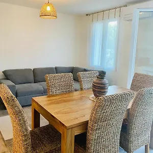 Almanarre Appartement
