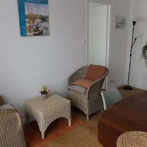 https://t2-150-m-du-centre-ville-parking-priv.inbrittany.com